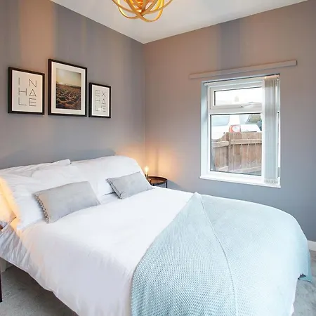Host & - Willow View Holiday home